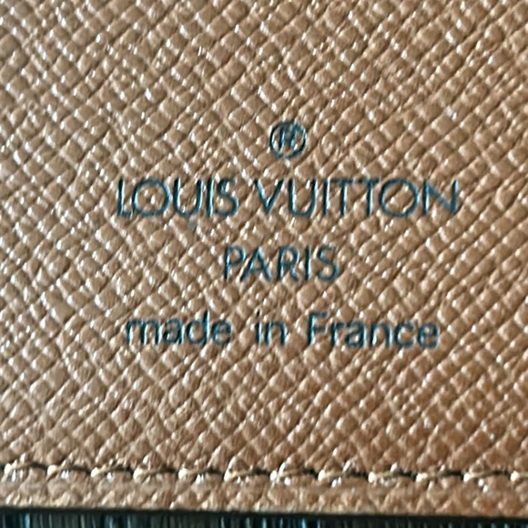 Louis Vuitton Wallet - Picture 3 of 6